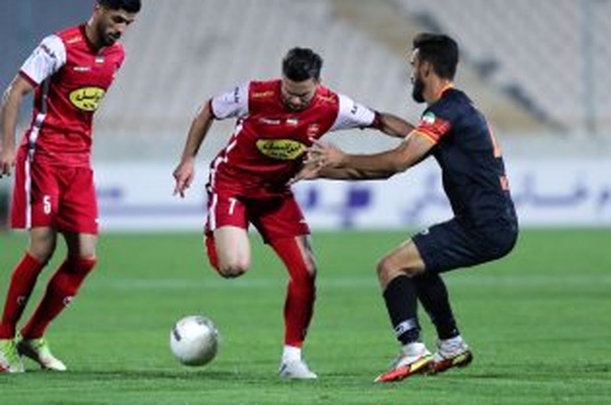 گزارش زنده؛ پرسپولیس ۰ - مس کرمان ۰