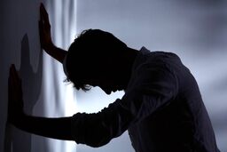 با این خوراکی‌ها افسرده می‌شوید/ مراقب باشید