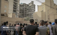 تجمع مردم در  مترو پل حادثه آفرید