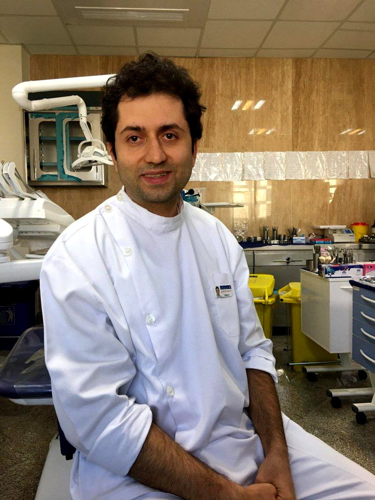 دکتر مهیار خانلری گودرزی؛ دندانپزشک، پژوهشگر درمان‌های نوین سرطان و نویسنده مقاله‌ای پیشرو در حوزه نانو‌درمان‌ها