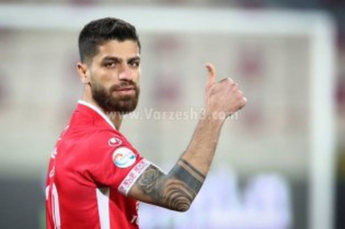 سرلک برای لیگ بیست و یکم با پرسپولیس توافق کرد
