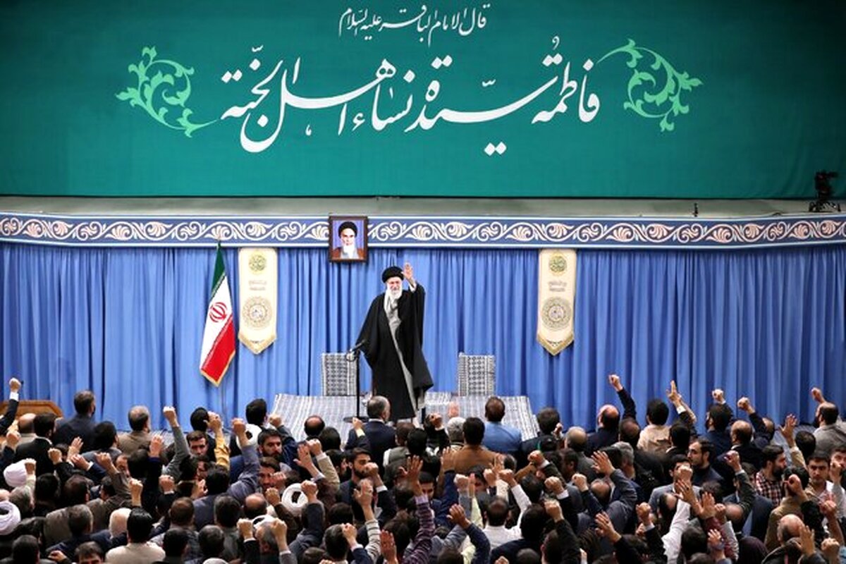 رهبر انقلاب: ملت ایران به خدا توکل کرد و از هیچ قدرتی نهراسید 
