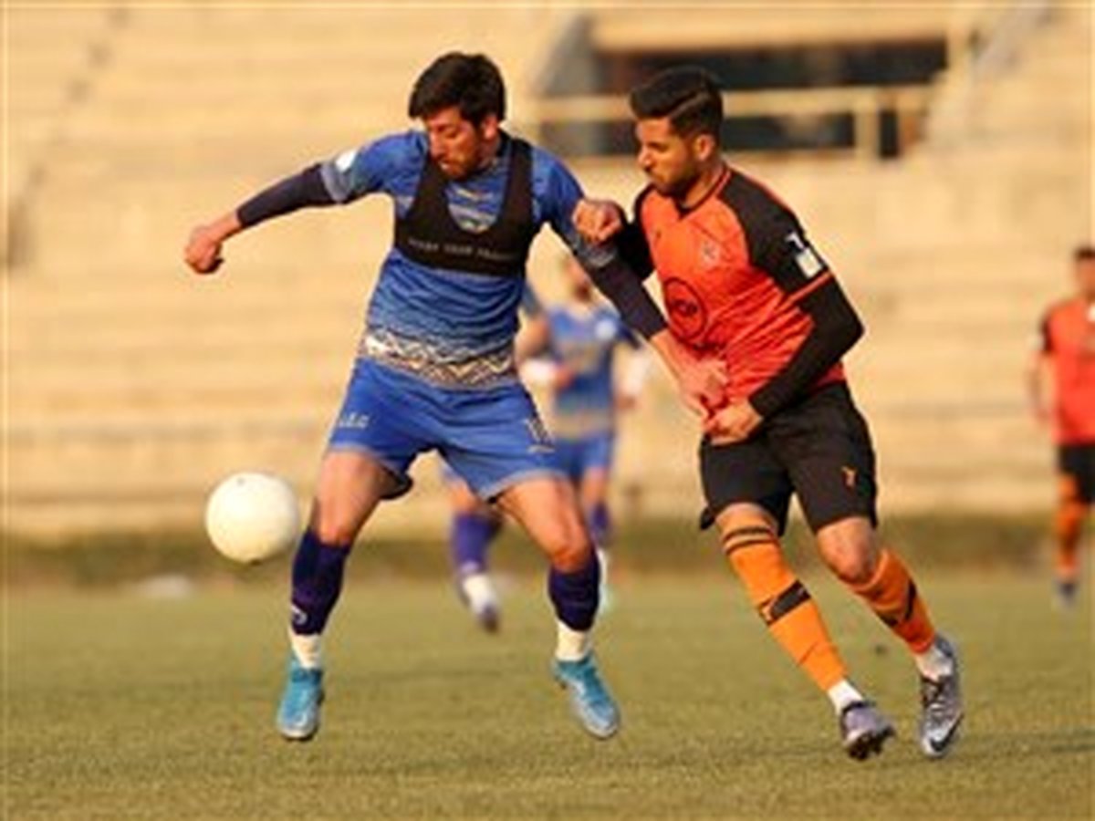 تساوی ربیعی و قلعهنویی در دربی کرمان (عکس)