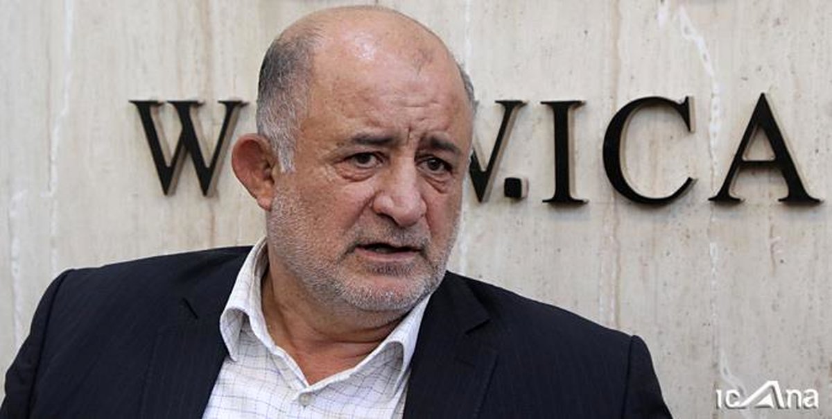 قاضیپور: سهم 30درصدی صنعت از هدفمندی یارانهها پرداخت نشده است/احمدینژاد کل ایران را حقوق بگیر و کارمند دولت کرد