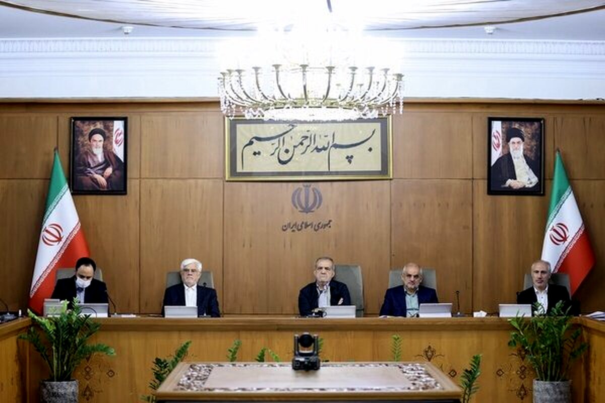 ۷۵ درصد کابینه پزشکیان از افراد مخالف هستند که باید تجدیدنظر شود