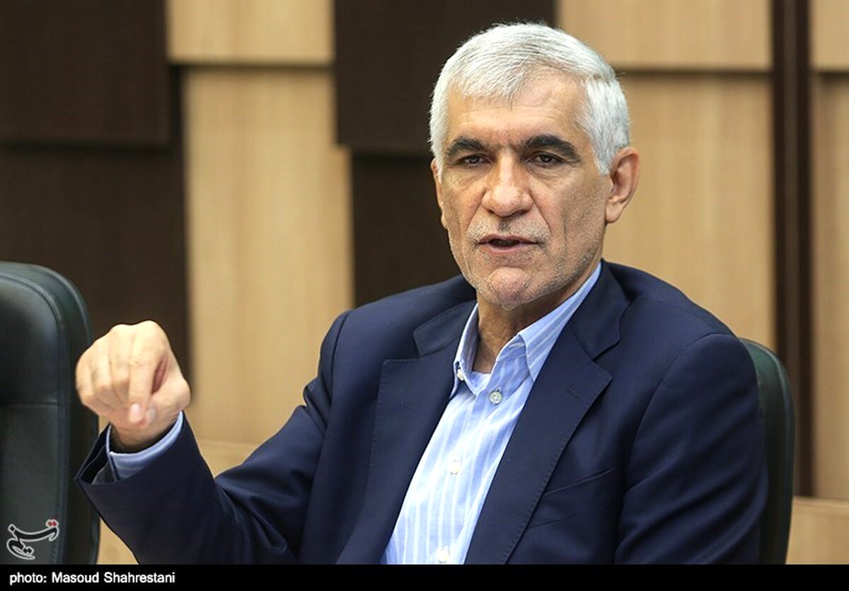 افشانی:  تابع قانون هستیم، چنانچه قانون بگوید در مجموعه شهرداری می‌مانم و در غیر این صورت شهرداری را ترک خواهم کرد.