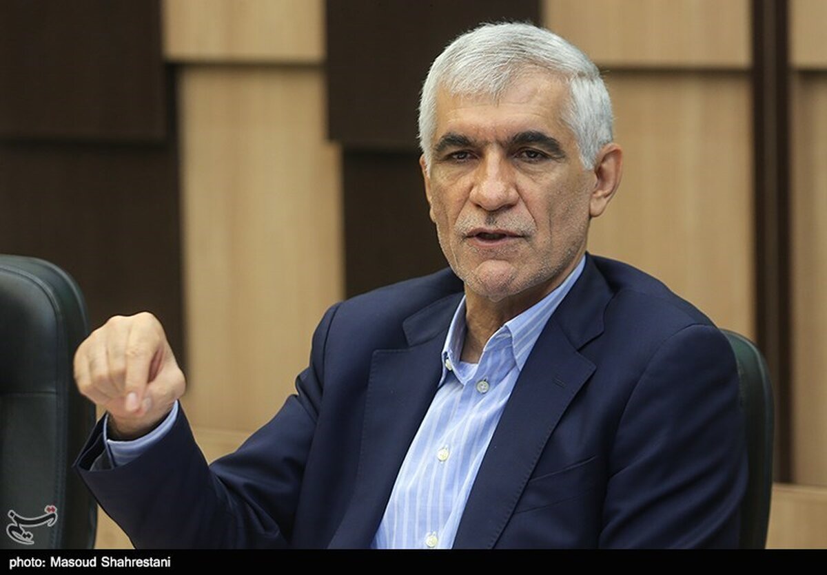 افشانی:  تابع قانون هستیم، چنانچه قانون بگوید در مجموعه شهرداری می‌مانم و در غیر این صورت شهرداری را ترک خواهم کرد.