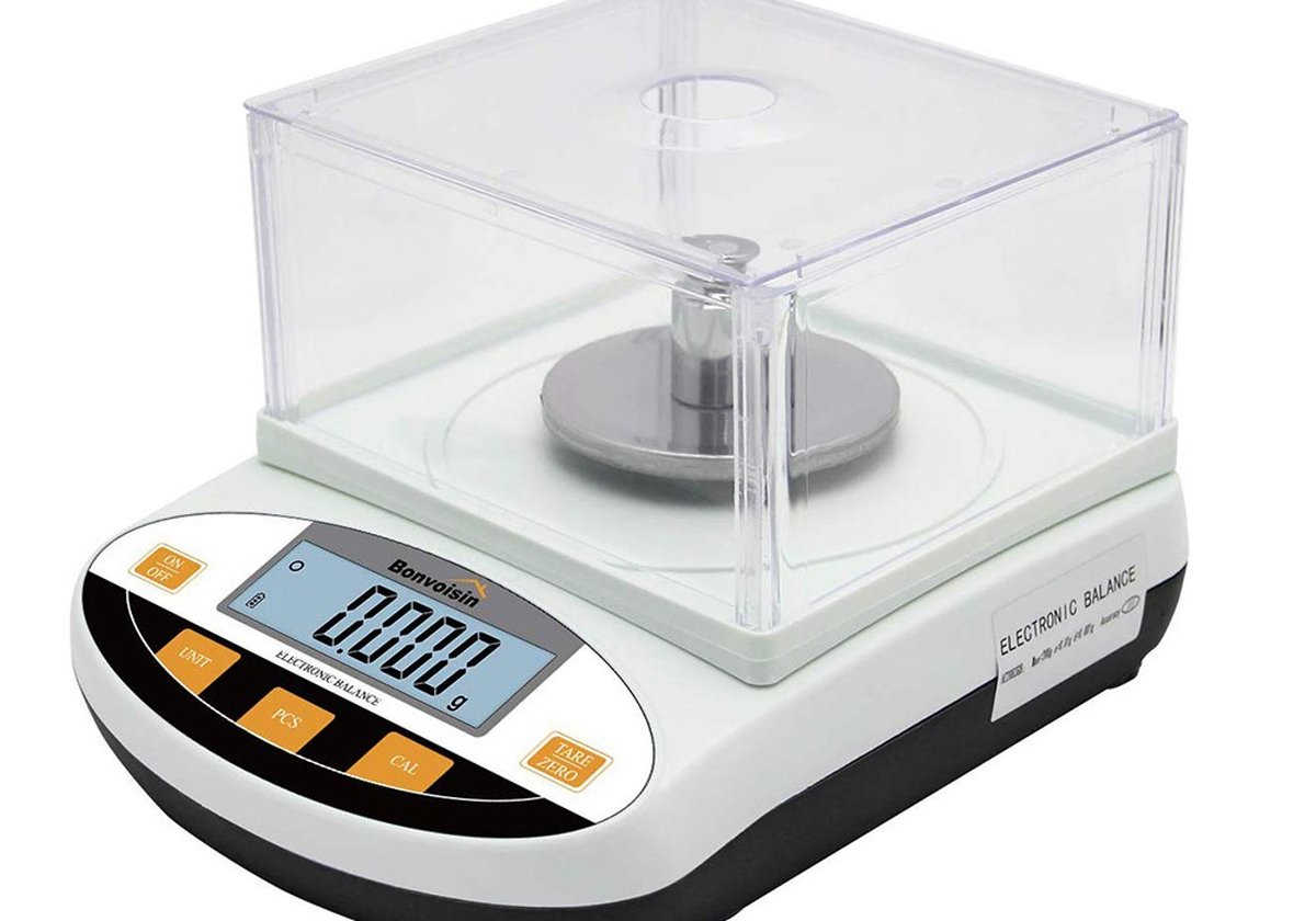 نکات تاثیرگذار در قیمت ترازوهای دیجیتال با دقت 0.001 گرم