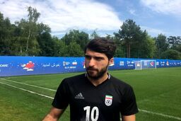  قول می‌دهم صعود کنیم / در بازی با تیم‌ ‌ملی فوتبال اسپانیا شرمنده مردم شدیم. می‌توانستیم مساوی کنیم
