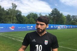  قول می‌دهم صعود کنیم / در بازی با تیم‌ ‌ملی فوتبال اسپانیا شرمنده مردم شدیم. می‌توانستیم مساوی کنیم