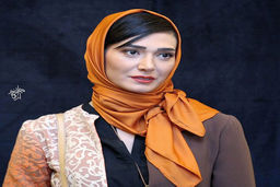 دوچرخه سواری مینا وحید با اقای بازیگر | خوشگذارانی مینا وحید کار دستش داد