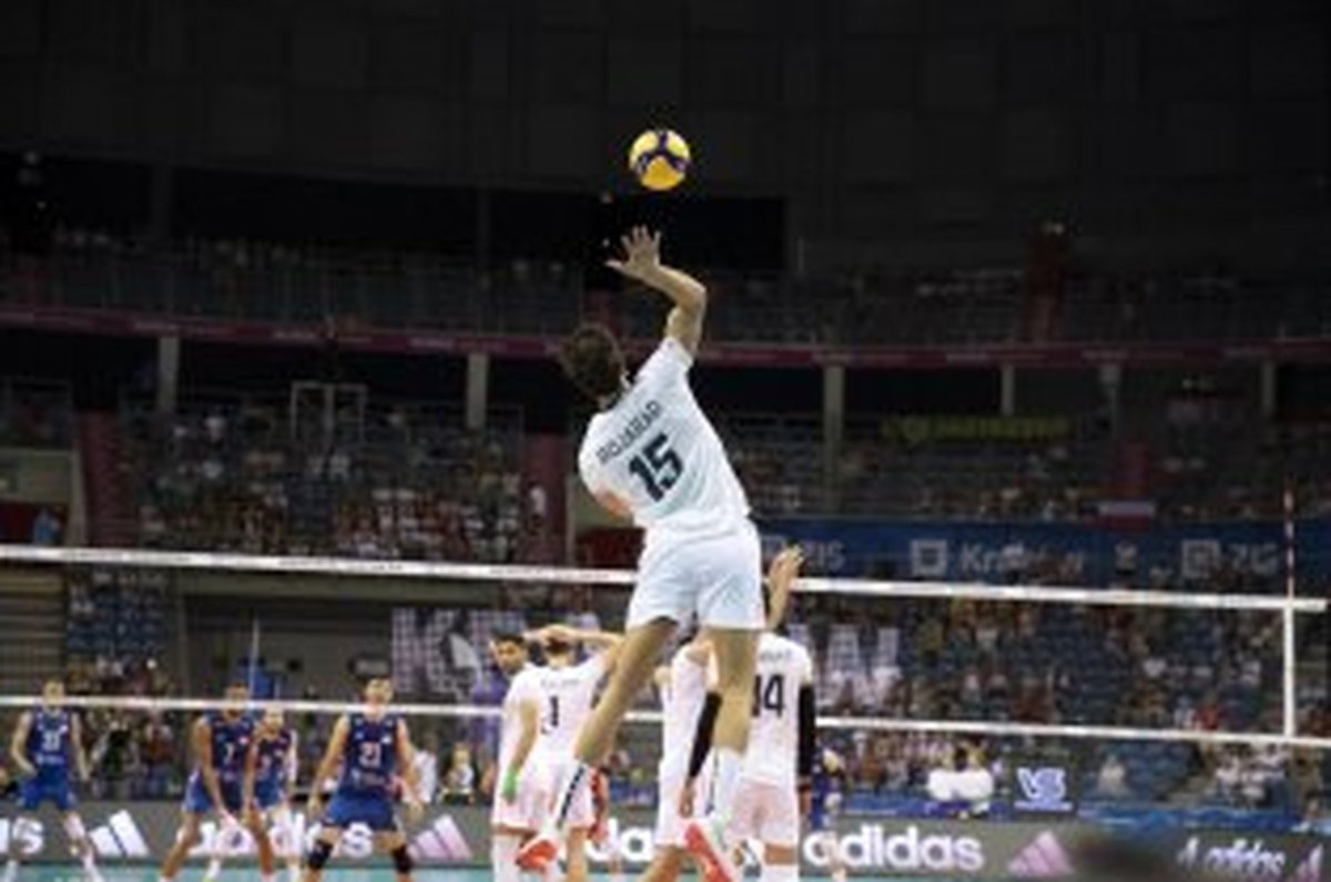 سعی میکنم روز به روز بهتر شوم و به تیم ملی کمک کنم