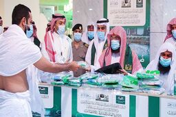 تصاویر نظافت مسجدالحرام با ۴۰۰ نیرو در ۱۵ دقیقه 