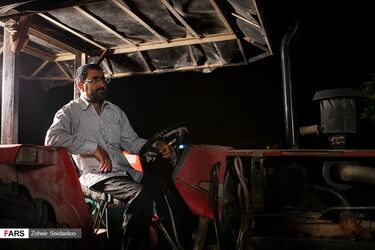 خروج در سینما تراکتور