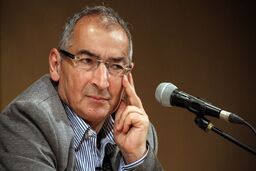 زیباکلام : ۲۰۲۵ سال تمرکز ایران بر دیپلماسی خواهد بود