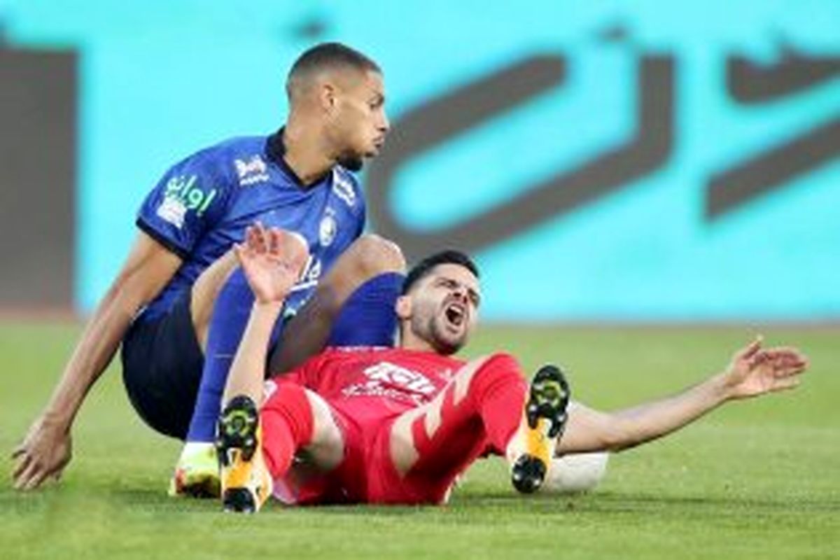 اختلال در خرید سهام استقلال و پرسپولیس