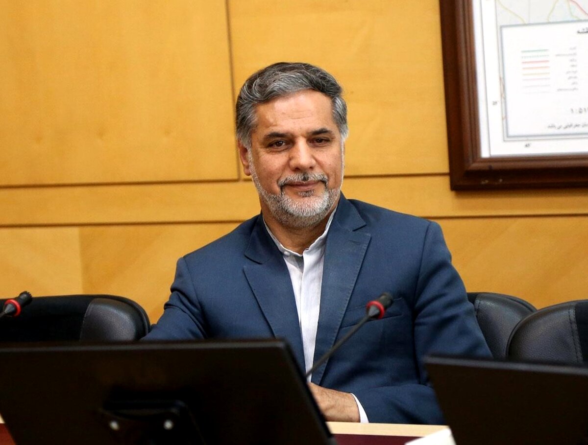 سید حسین نقوی حسینی: گویا جهانگیری متوجه نیست چه می‌گوید/ گرانی‌ و کمبود مرغ به ناهماهنگی گسترده در دولت بازمی‌گردد/ دولت آنقدر ناکارآمد است که نیازی به تخریب نیست/ محور رقابت‌های انتخاباتی 1400 مذاکره-مقاومت است