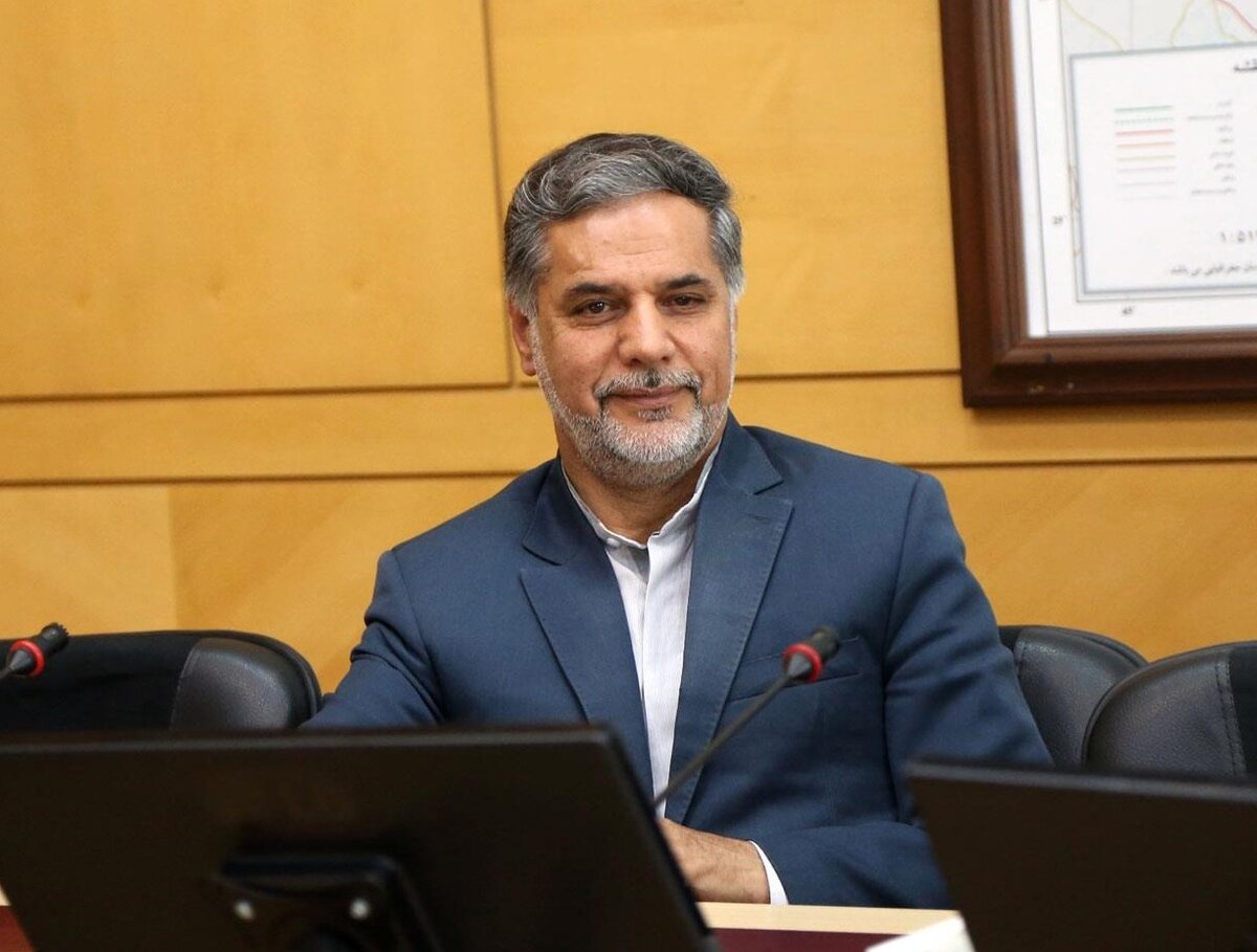 سید حسین نقوی حسینی: گویا جهانگیری متوجه نیست چه می‌گوید/ گرانی‌ و کمبود مرغ به ناهماهنگی گسترده در دولت بازمی‌گردد/ دولت آنقدر ناکارآمد است که نیازی به تخریب نیست/ محور رقابت‌های انتخاباتی 1400 مذاکره-مقاومت است