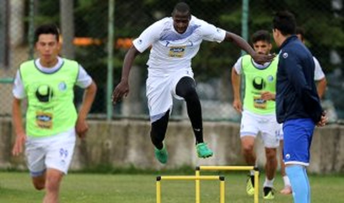 شماره پیراهن بازیکنان استقلال مشخص شد