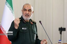 فرمانده کل سپاه : فرمان صادر شود دشمن را پشیمان خواهیم کرد