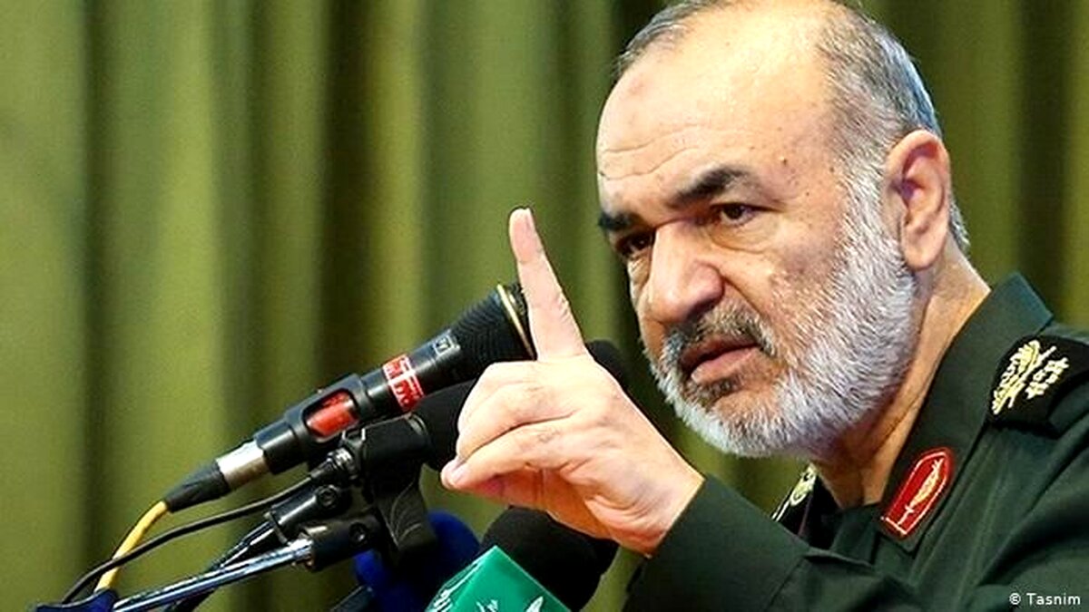 فرمانده سپاه هیچ صفحه‌ای در فضای مجازی ندارد
