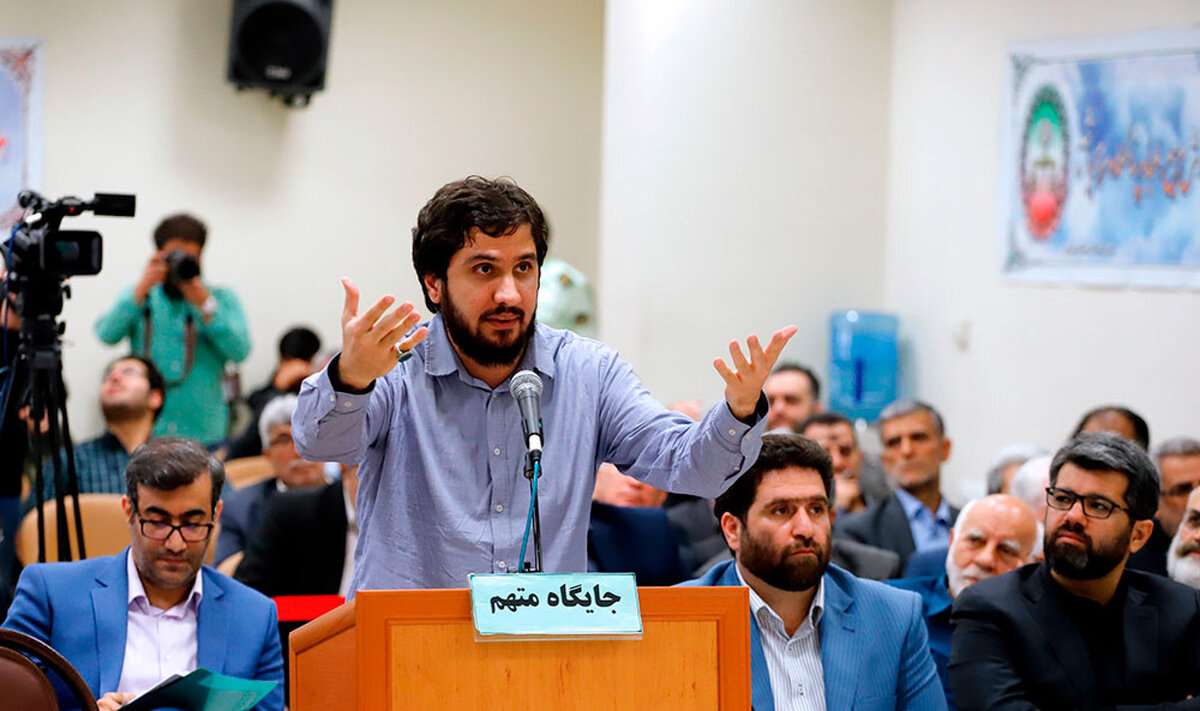 نماینده دادستان خطاب به هادی رضوی: شما متهم خرد نیستید؛ پرونده بانک خرده‌ای از اتهامات شماست