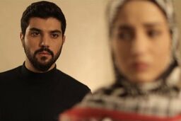 آقازاده معروف با ماشین گرون قیمتش!+عکس