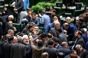 رای اعتماد مجلس به میرزایی و مونسان