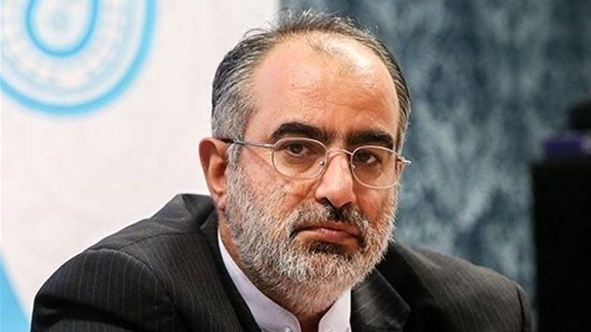 کدی که حسامالدین آشنا به ترامپ داد