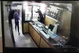جزئیات سرقت مسلحانه از طلا فروشی در قم