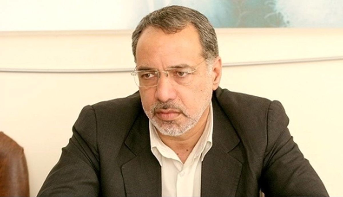 آرینمنش: با اجرای کامل قانون اساسی میتوان دوباره اعتماد عمومی را جلب کرد