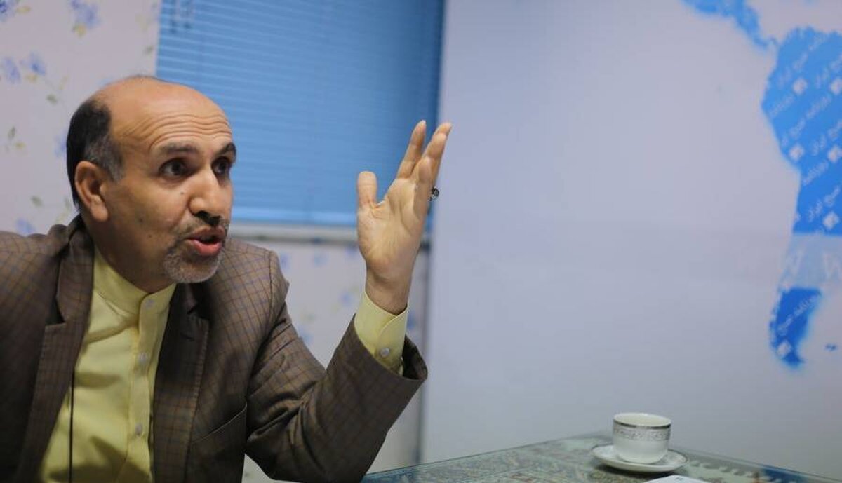 پازوکی: به اسم انقلابی گری ملت ایران را تحقیر کردند