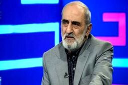 شریعتمداری:باید از NPT خارج شویم
