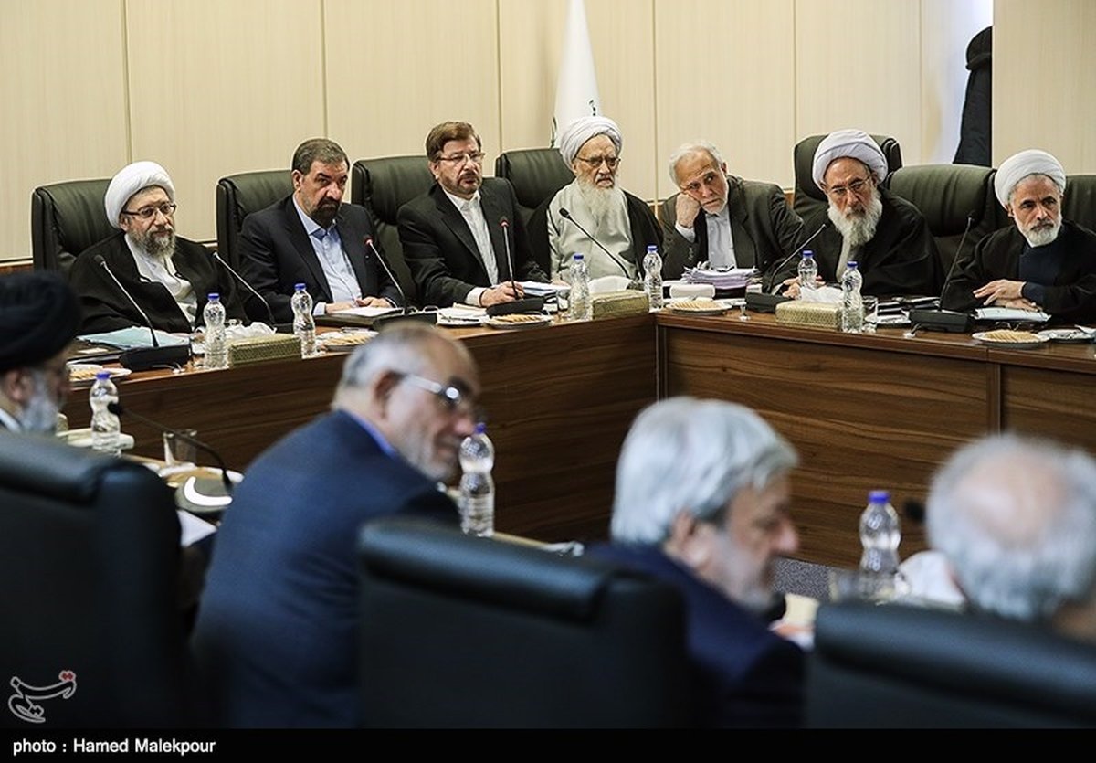 8 عضو مجمع و روحانی، لاریجانی، احمدینژاد در جلسه بررسی «پالرمو» غایب بودند+ عکس
