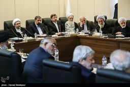 8 عضو مجمع و روحانی، لاریجانی، احمدی‌نژاد در جلسه بررسی «پالرمو» غایب بودند+ عکس
