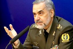 وزیر دفاع در گفتگو با همتای عراقی‌اش: صهیونیست‌ها و حامیانش بدانند تحمل مسلمانان حدی دارد