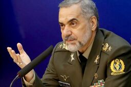 وزیر دفاع در گفتگو با همتای عراقی‌اش: صهیونیست‌ها و حامیانش بدانند تحمل مسلمانان حدی دارد