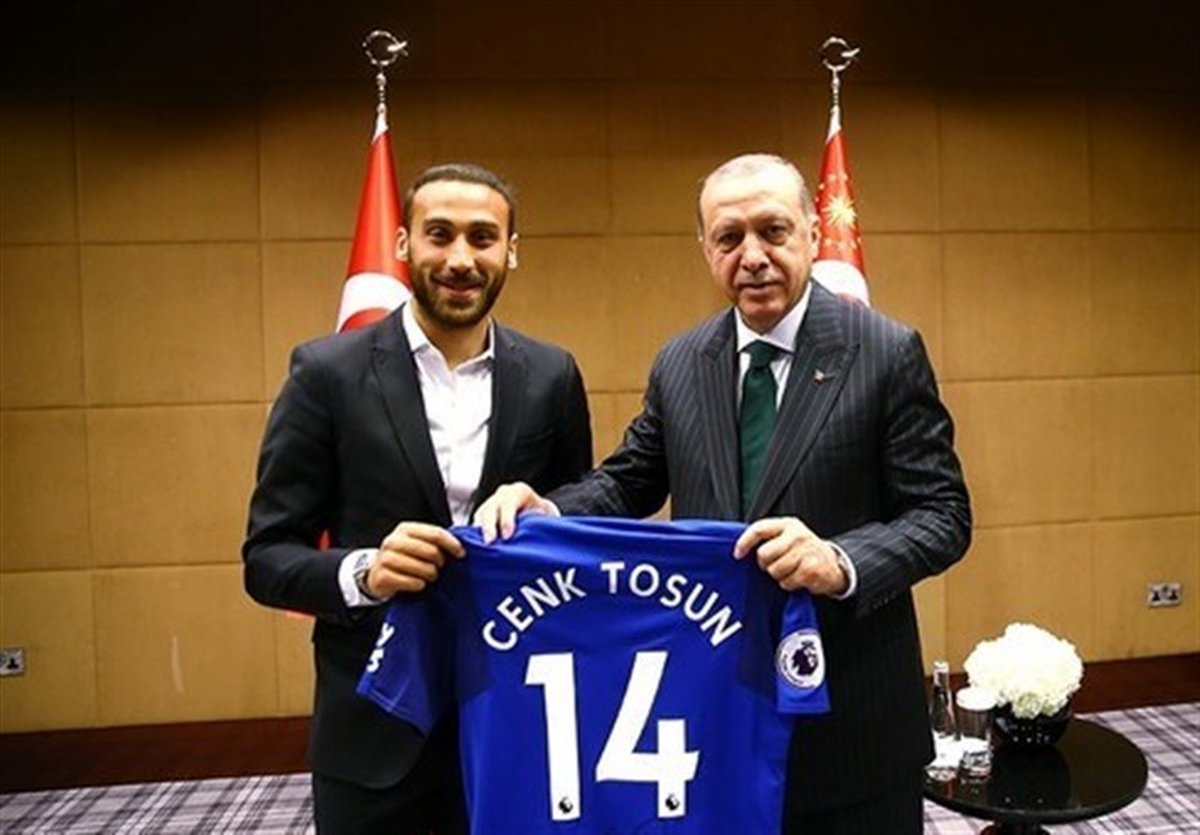 توبیخ اوزیل و گوندوگان از سوی آلمانیها به خاطر عکس یادگاری با اردوغان + عکس