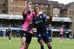 بدشانسی مطلق؛ اسم قاتل زنجیره‌ای روی جایگاه ورزشگاه