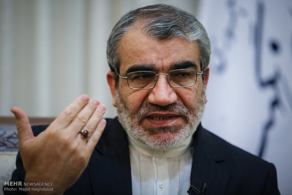 واکنش کدخدایی به بخشی از سخنرانی رئیس‌جمهور در ۲۲ بهمن / پیشنهاد روحانی کارشناسی نشده است