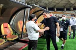 طلسم  گل گهر ژنرال برابر فولاد نکو (عکس)