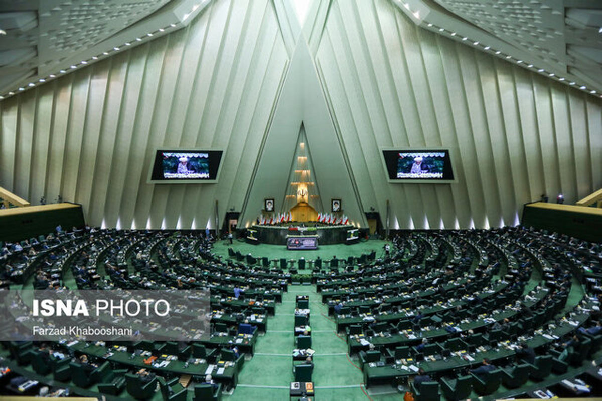 رئیس جمهور در جلسه رای اعتماد به وزیر پیشنهادی صنعت حضور نمی‌یابد