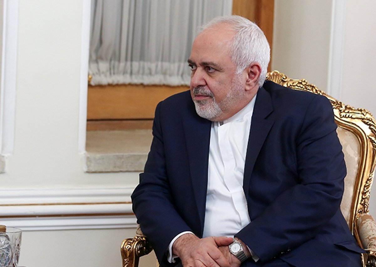 چالشهای انتخاباتی ظریف؛ اصلاحطلبان با دست پس میزنند و با پا پیش میکشند