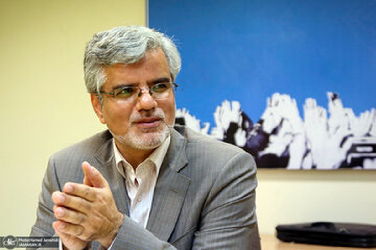 محمود صادقی: کسی که عضو جبهه اصلاحات است معنا نداشت بیانیه روزنه‌گشایی را امضا کند