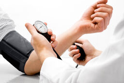 چرا افزایش فشار خون در شب خطرناک است؟ + جزئیات