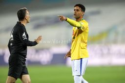 کارشناسی دو صحنه مشکوک در بازی استقلال و نفت