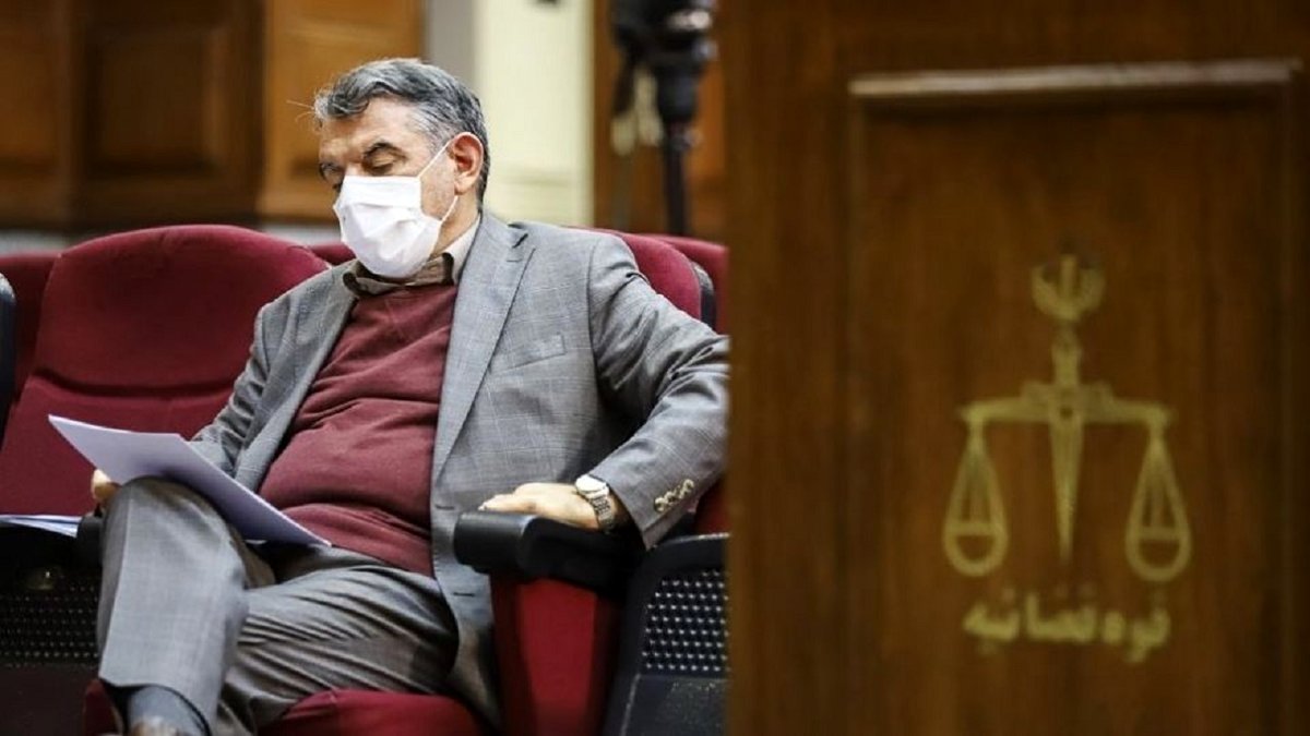 منبع آگاه: پوری حسینی به ۱۵ سال حبس محکوم شد