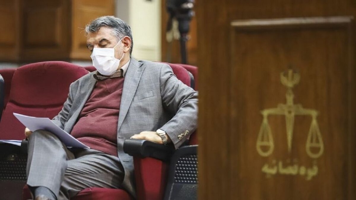 منبع آگاه: پوری حسینی به ۱۵ سال حبس محکوم شد