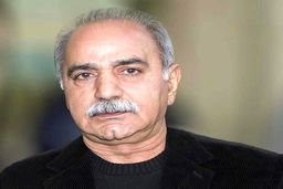 
حمله وحشتناک به پرویز پرستویی با قمه | خدا به پرویز پرستویی رحم کرد + عکس