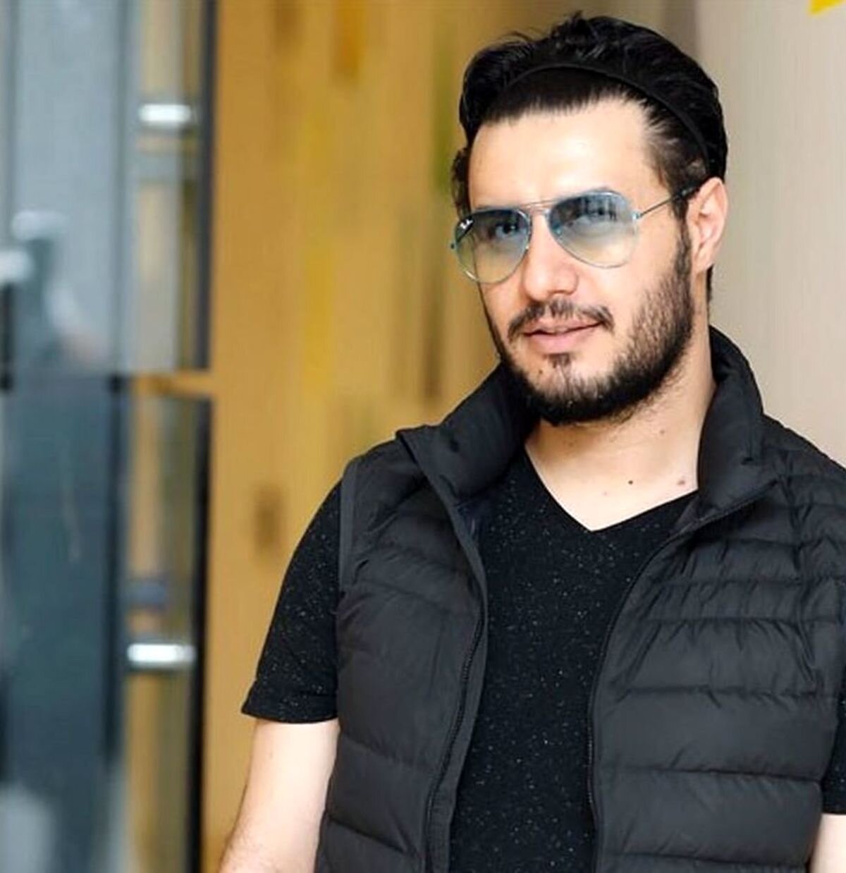 سلفی متفاوت جواد عزتی و همسرش
